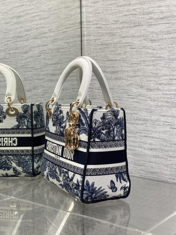 Dioriviera Lady D-Lite bag in medium size