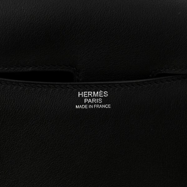 Swift Constance 24 Black