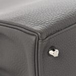 Togo Kelly Retourne 28 Etain