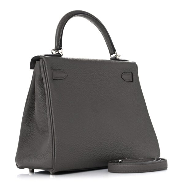 Togo Kelly Retourne 28 Etain