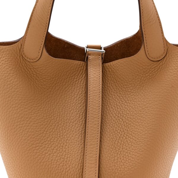 Taurillon Clemence Picotin Lock 18 PM Biscuit