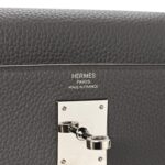 Togo Kelly Retourne 28 Etain